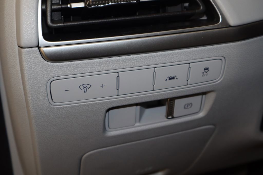 Used 2020 Hyundai Palisade SE image 23