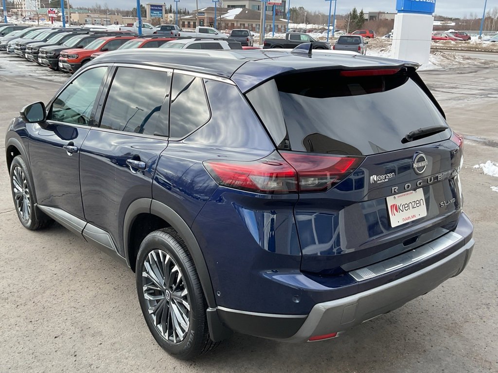 Used 2024 Nissan Rogue SL w/ SL Premium Package image 7