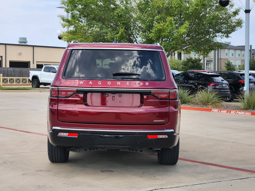 Used 2024 Jeep Wagoneer Series II w/ Flexible Seating Group AWD/4WD image 15