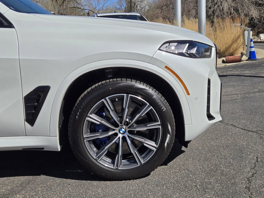 New 2026 BMW X5 xDrive50e w/ M Sport Package AWD/4WD image 9