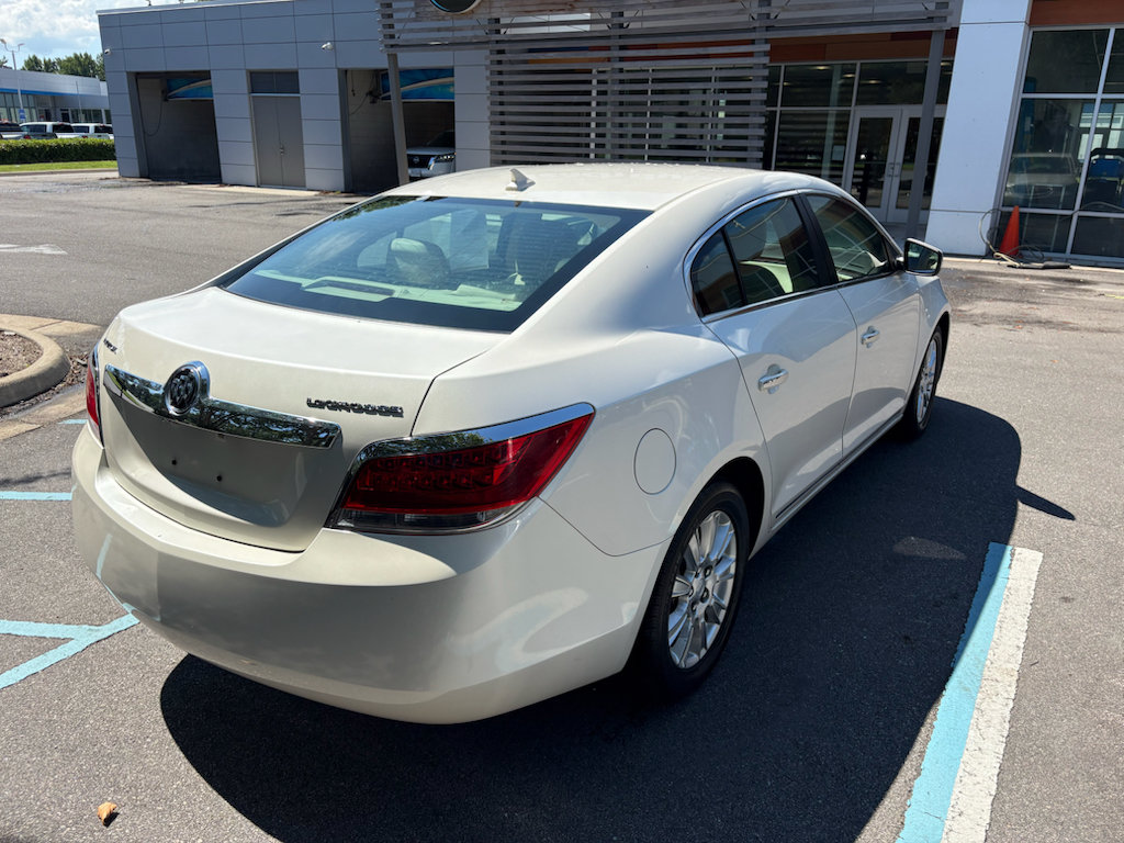 Used 2011 Buick LaCrosse CX FWD image 5