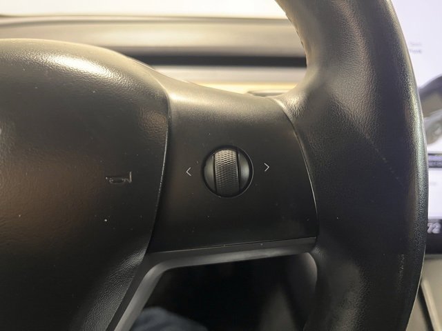 Used 2018 Tesla Model 3 Long Range image 24