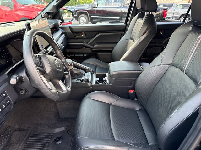 Used 2025 Toyota 4Runner Limited w/ Tow Technology Package AWD/4WD image 11