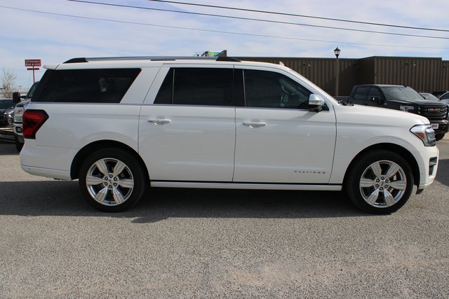 Used 2024 Ford Expedition Max Platinum image 4