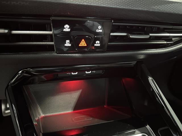 Certified 2024 Volkswagen GTI SE image 32