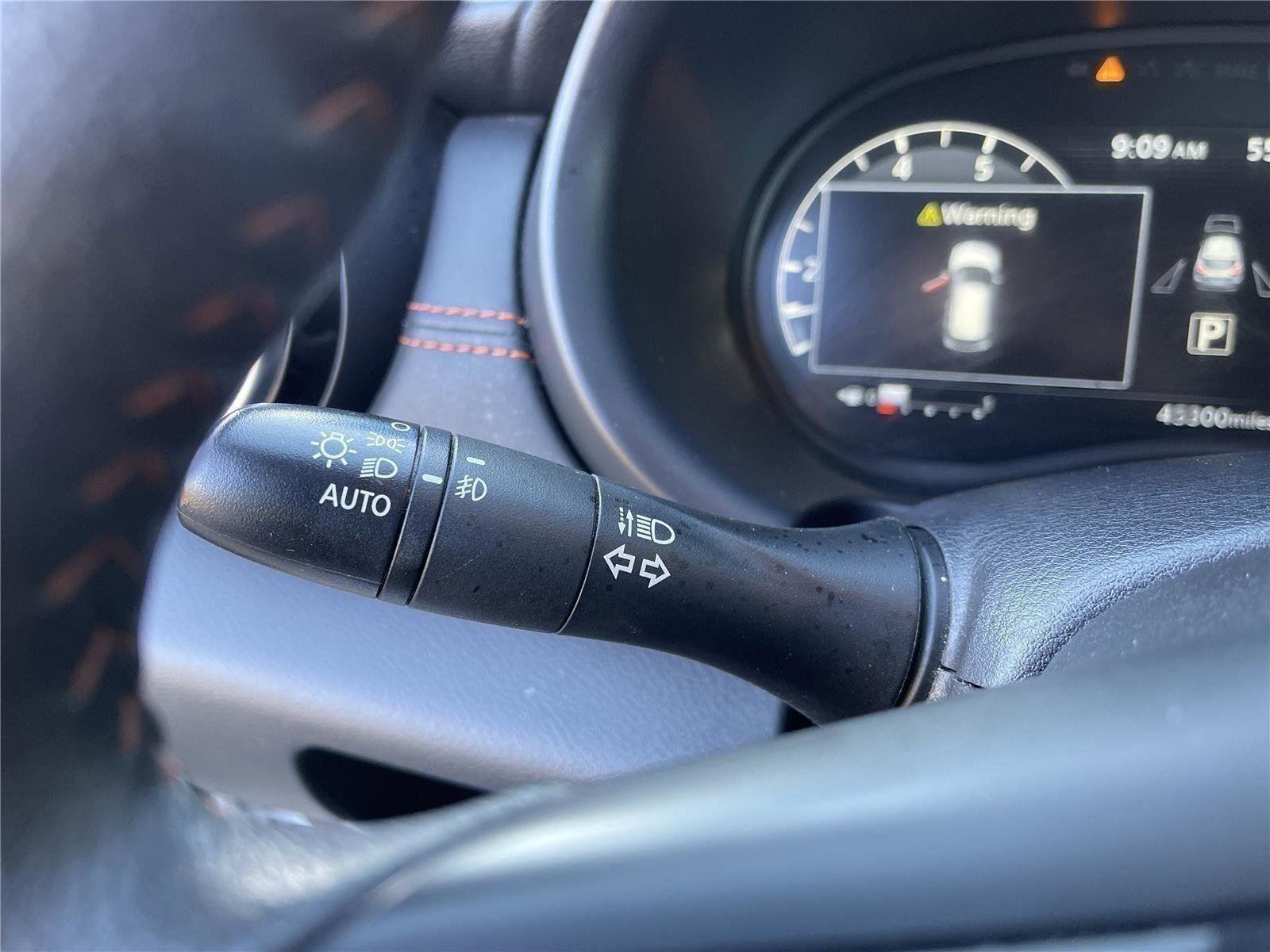 Used 2024 Nissan Kicks SR FWD image 18