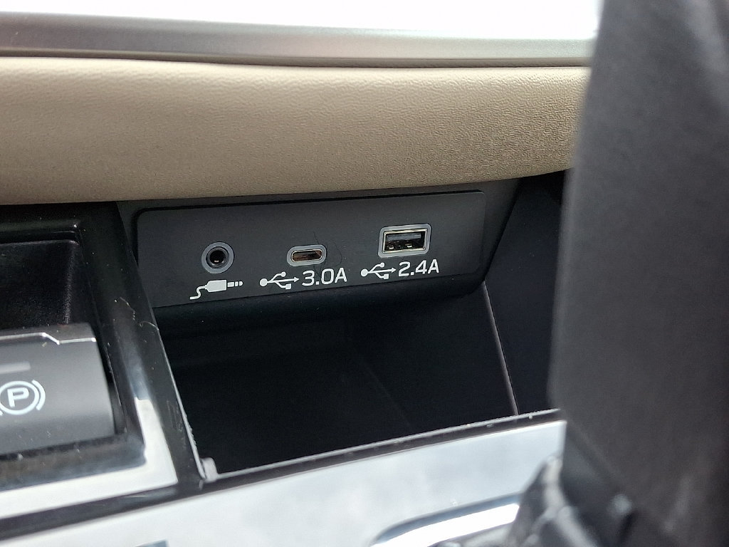 Used 2024 Subaru Legacy Limited AWD/4WD image 30