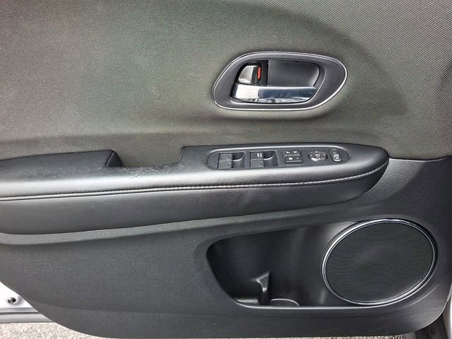 Used 2019 Honda HR-V EX image 12