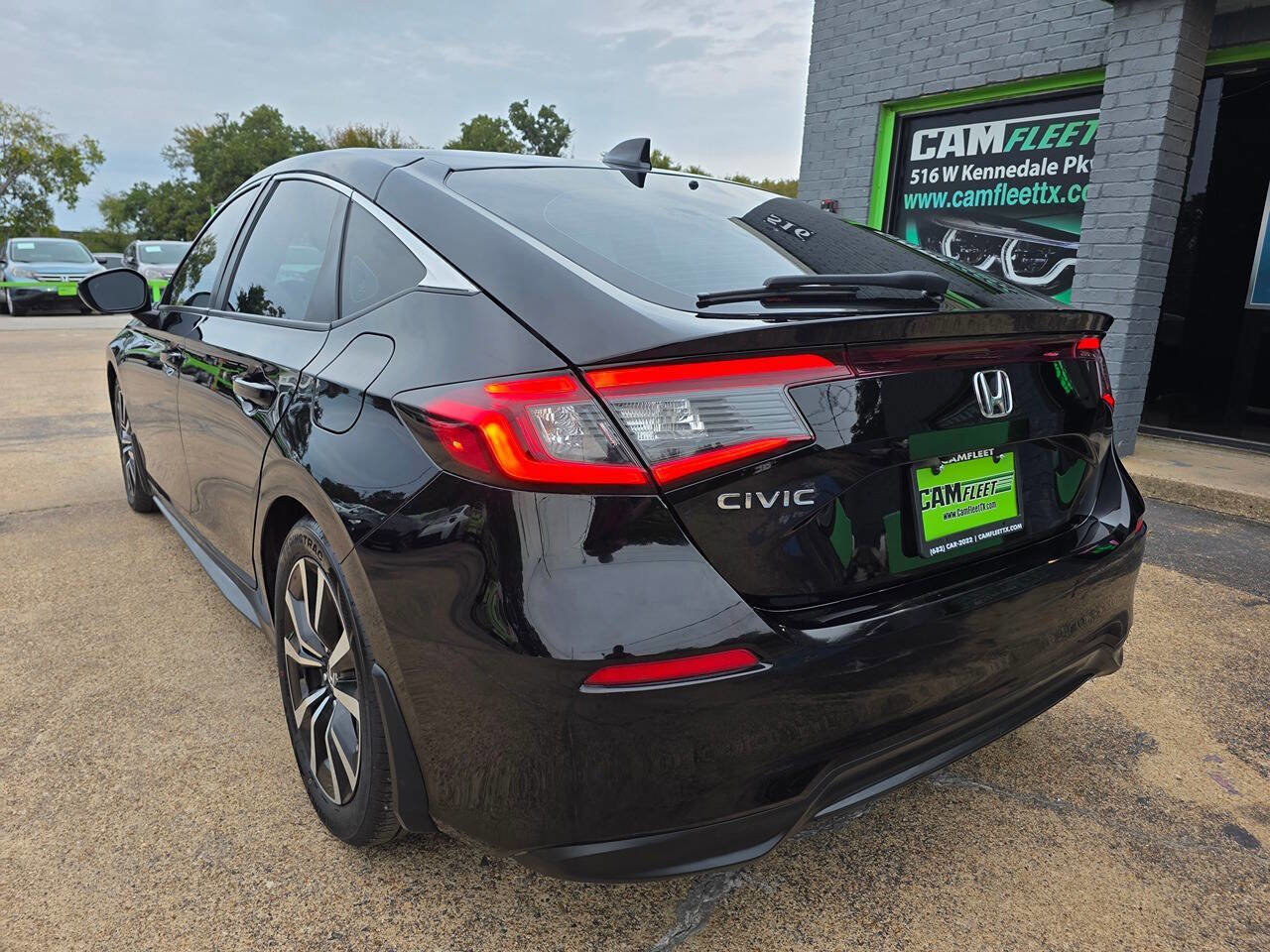 Used 2024 Honda Civic EX-L image 11