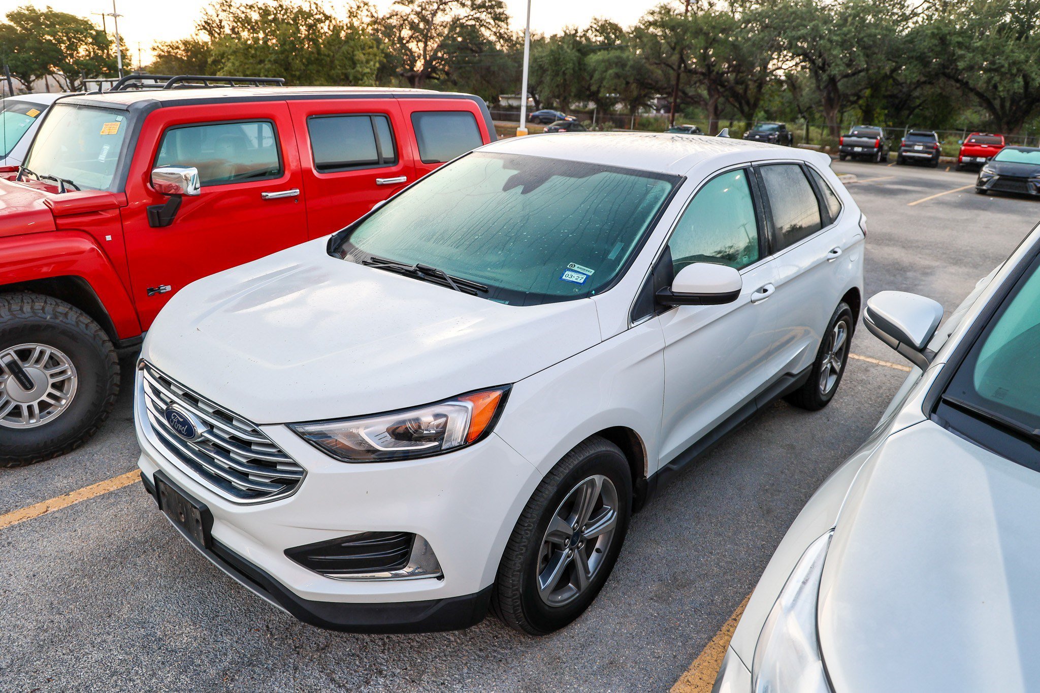 Used 2022 Ford Edge SEL AWD/4WD image 3