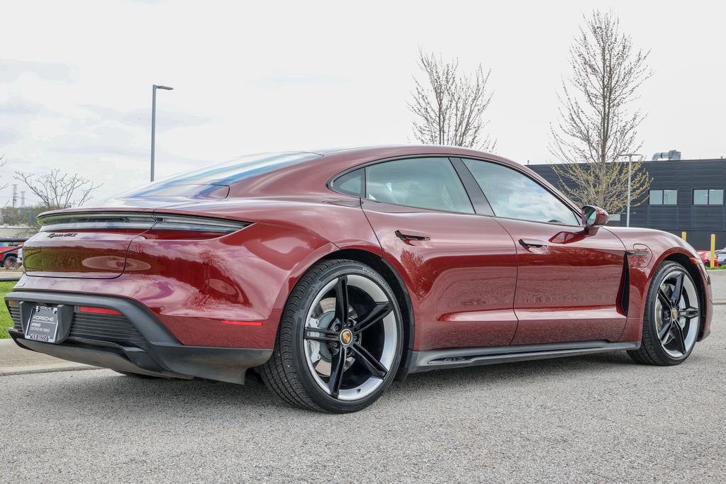 Certified 2022 Porsche Taycan GTS image 14