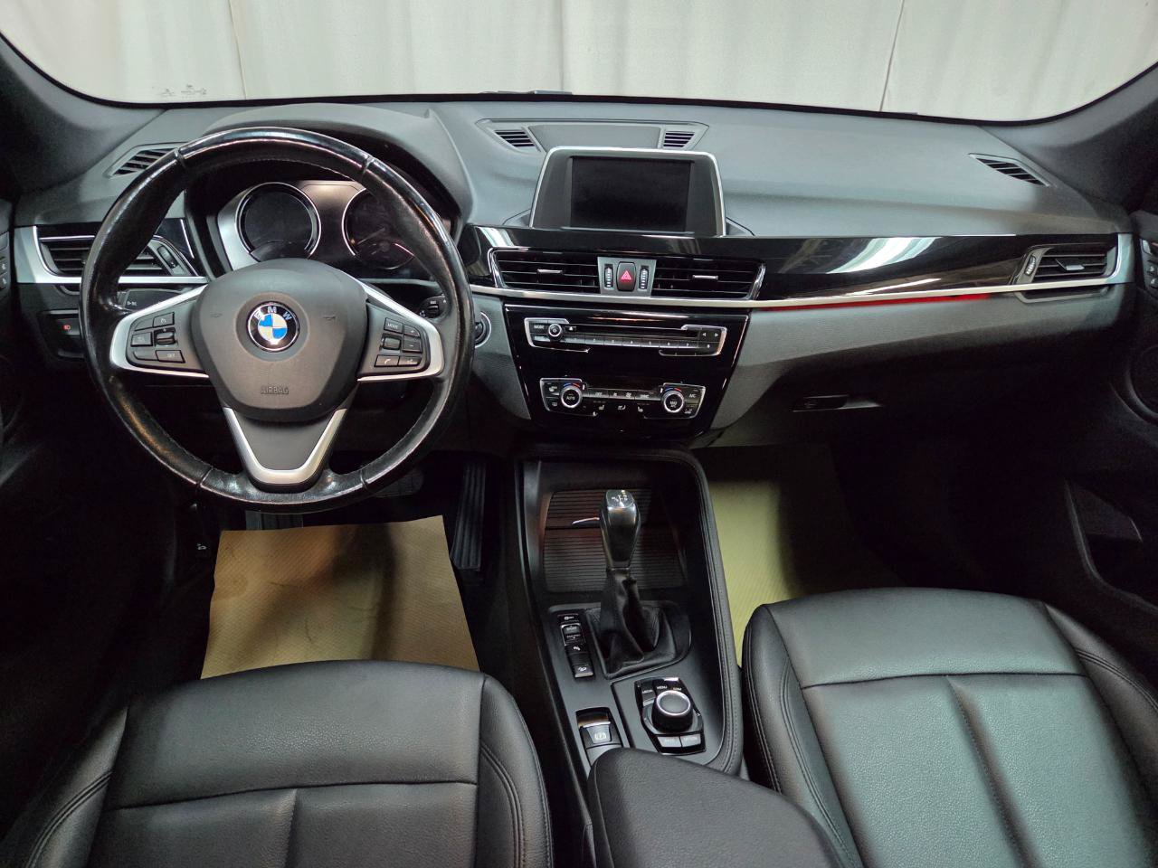 Used 2018 BMW X1 xDrive28i w/ Convenience Package AWD/4WD image 19