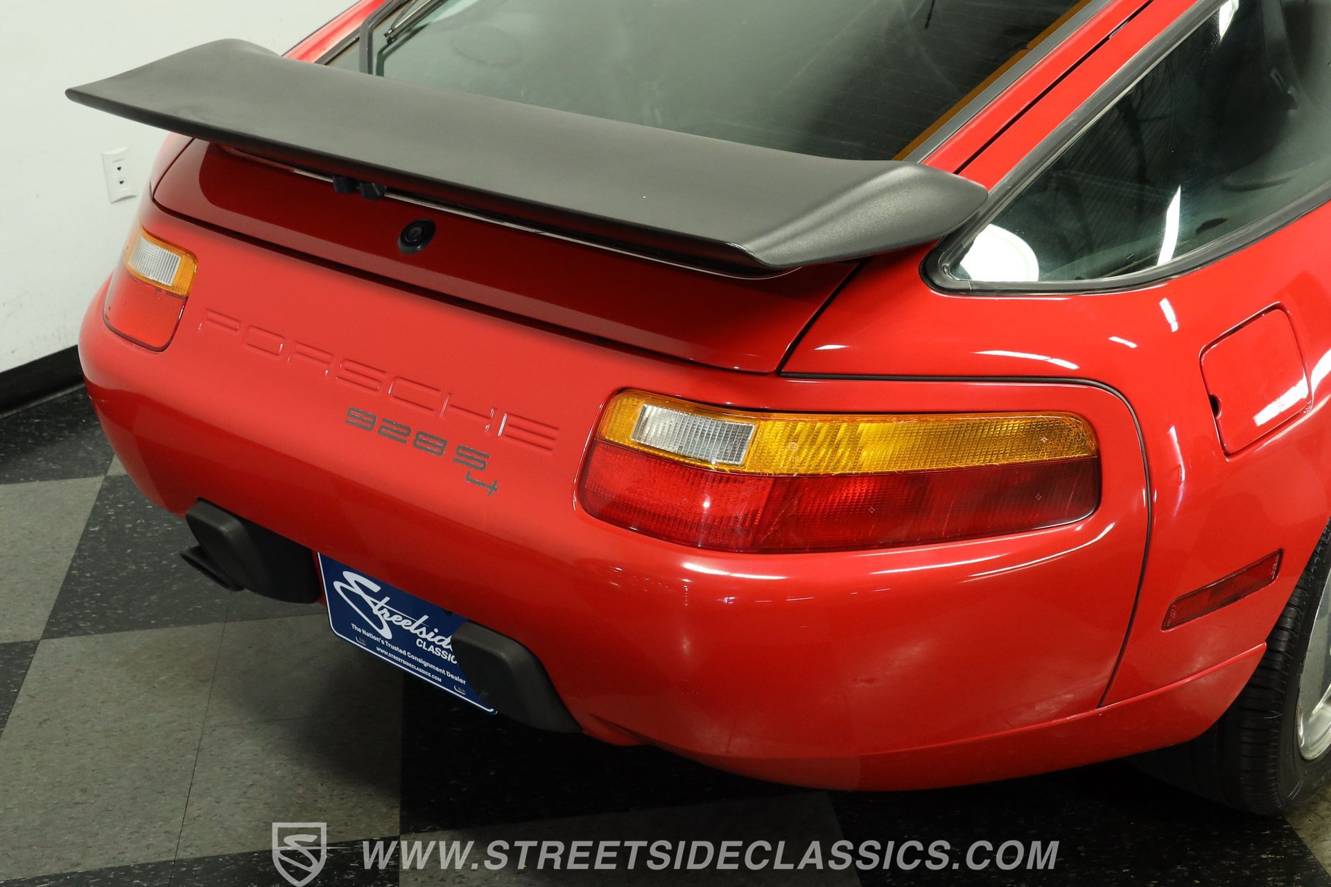 Used 1989 Porsche 928 S4 RWD image 25