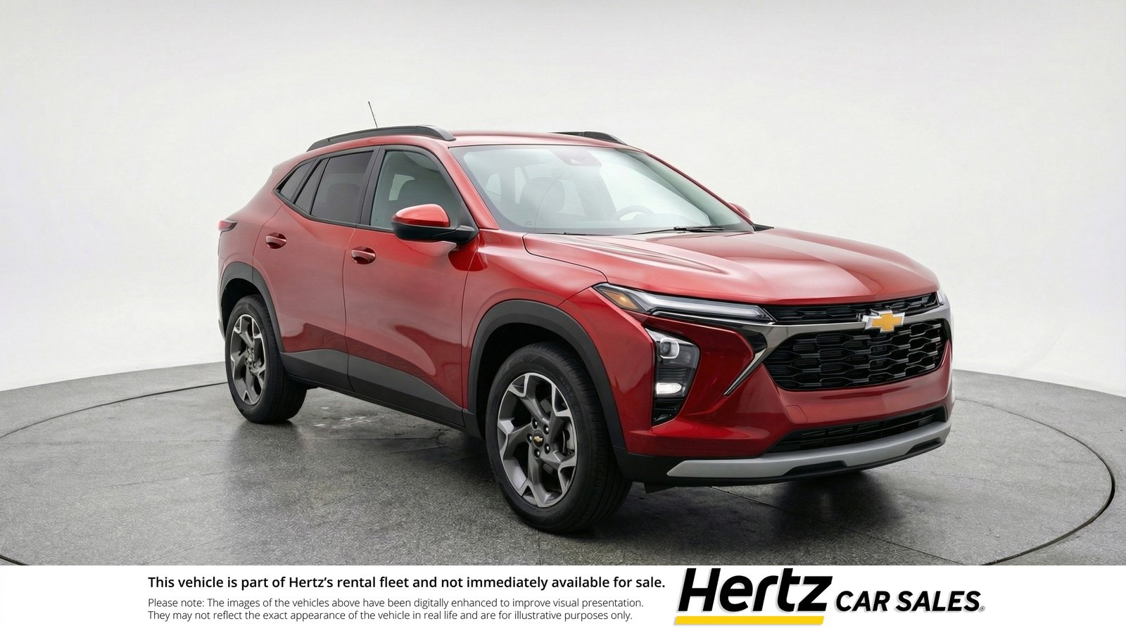 Used 2025 Chevrolet Trax LT image 1