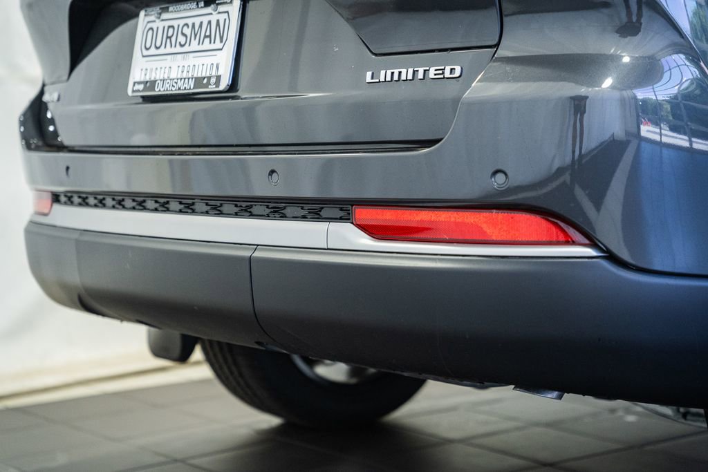 New 2026 Jeep Grand Cherokee Limited AWD/4WD image 9