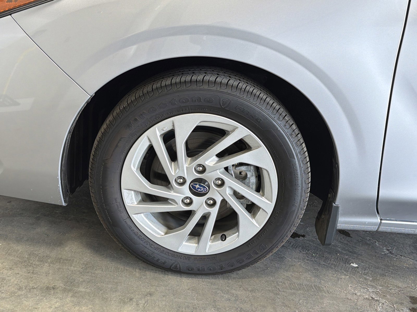 Certified 2025 Subaru Impreza 2.0i image 9