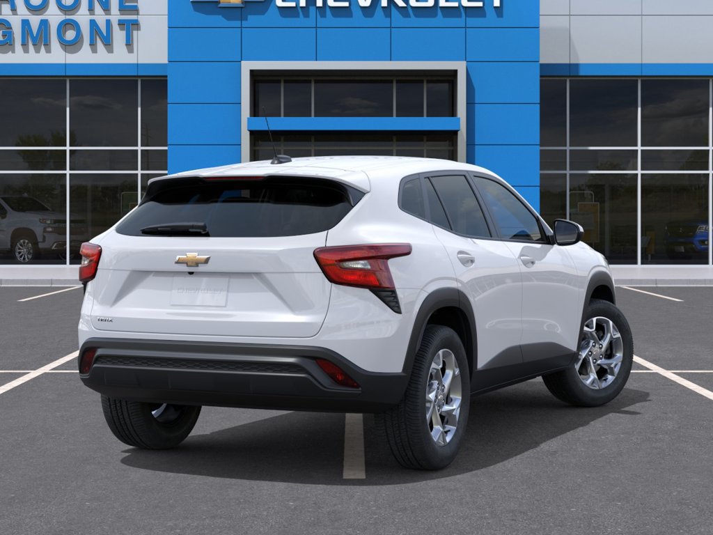 New 2026 Chevrolet Trax LS w/ LS Convenience Package FWD image 4