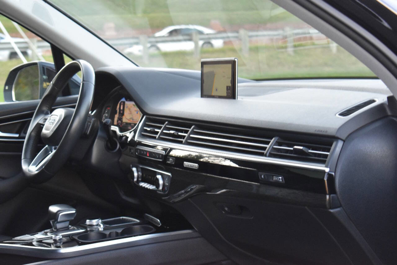 Used 2018 Audi Q7 3.0T Prestige w/ Prestige Package image 20
