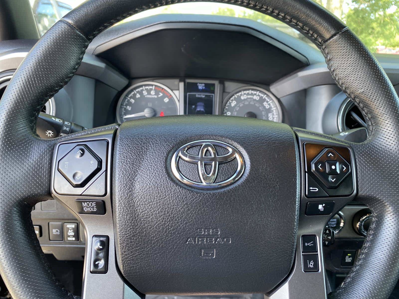 Used 2023 Toyota Tacoma TRD Sport w/ TRD Premium Sport Package AWD/4WD image 19