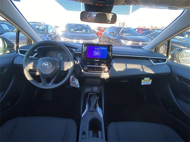 Used 2025 Toyota Corolla LE image 17