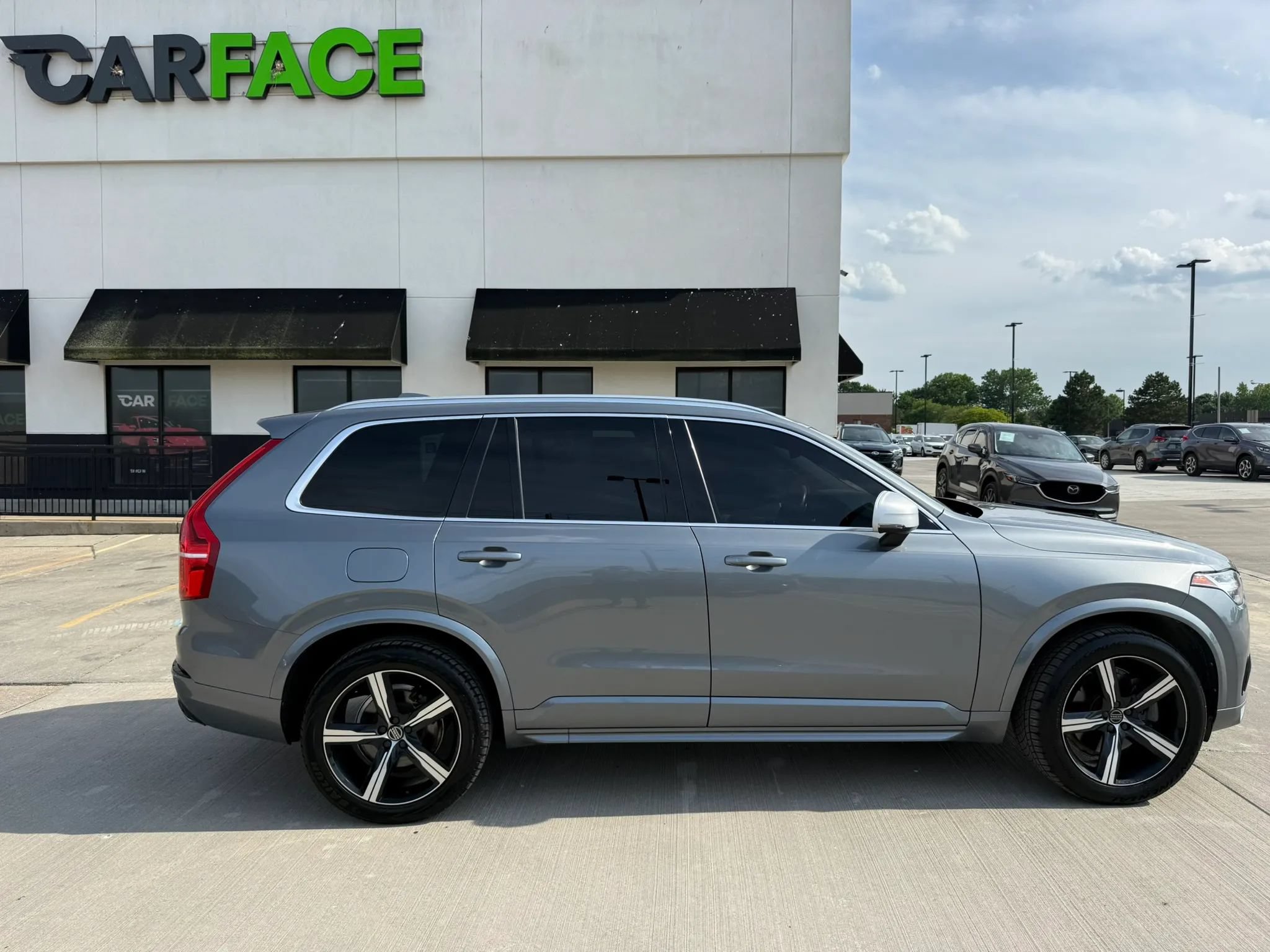Used 2016 Volvo XC90 T6 R-Design AWD/4WD image 16