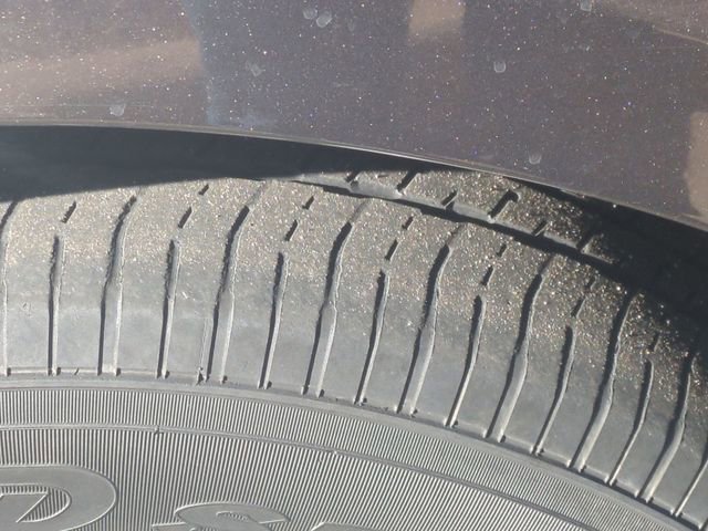 Used 2023 Chrysler Pacifica Touring-L image 23