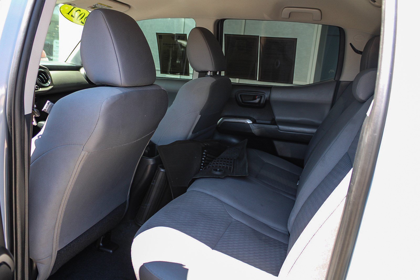 Used 2021 Toyota Tacoma SR5 RWD image 20