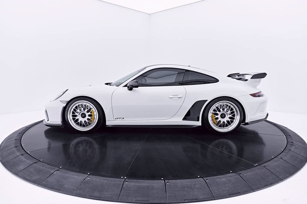 Used 2018 Porsche 911 GT3 RWD image 17