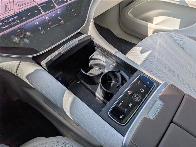 Certified 2023 Mercedes-Benz EQS 580 4MATIC SUV image 11