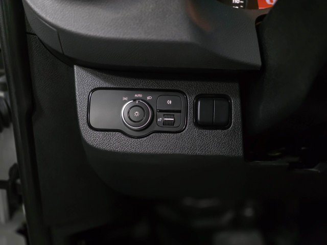 Used 2019 Mercedes-Benz Sprinter 144 Cargo image 26