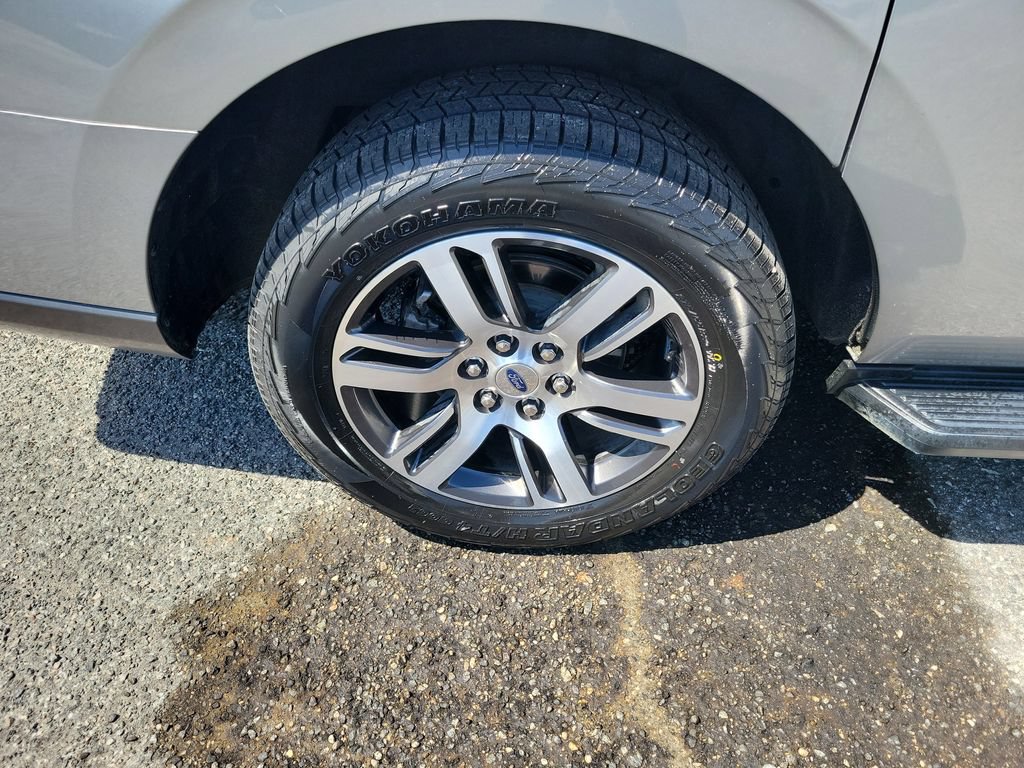 Used 2024 Ford Expedition Max Limited RWD image 8