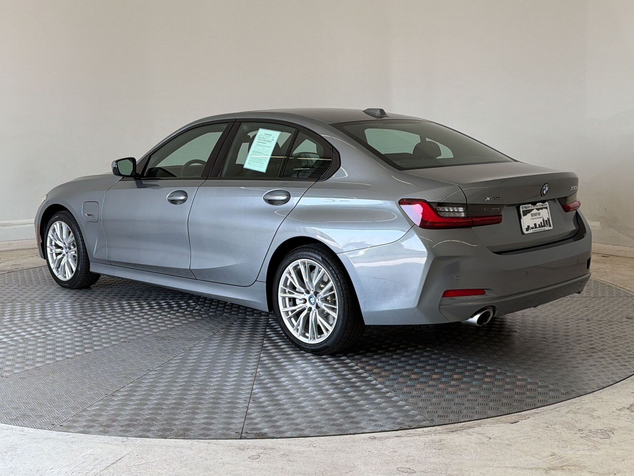 Used 2023 BMW 330e xDrive w/ Premium Package AWD/4WD image 3