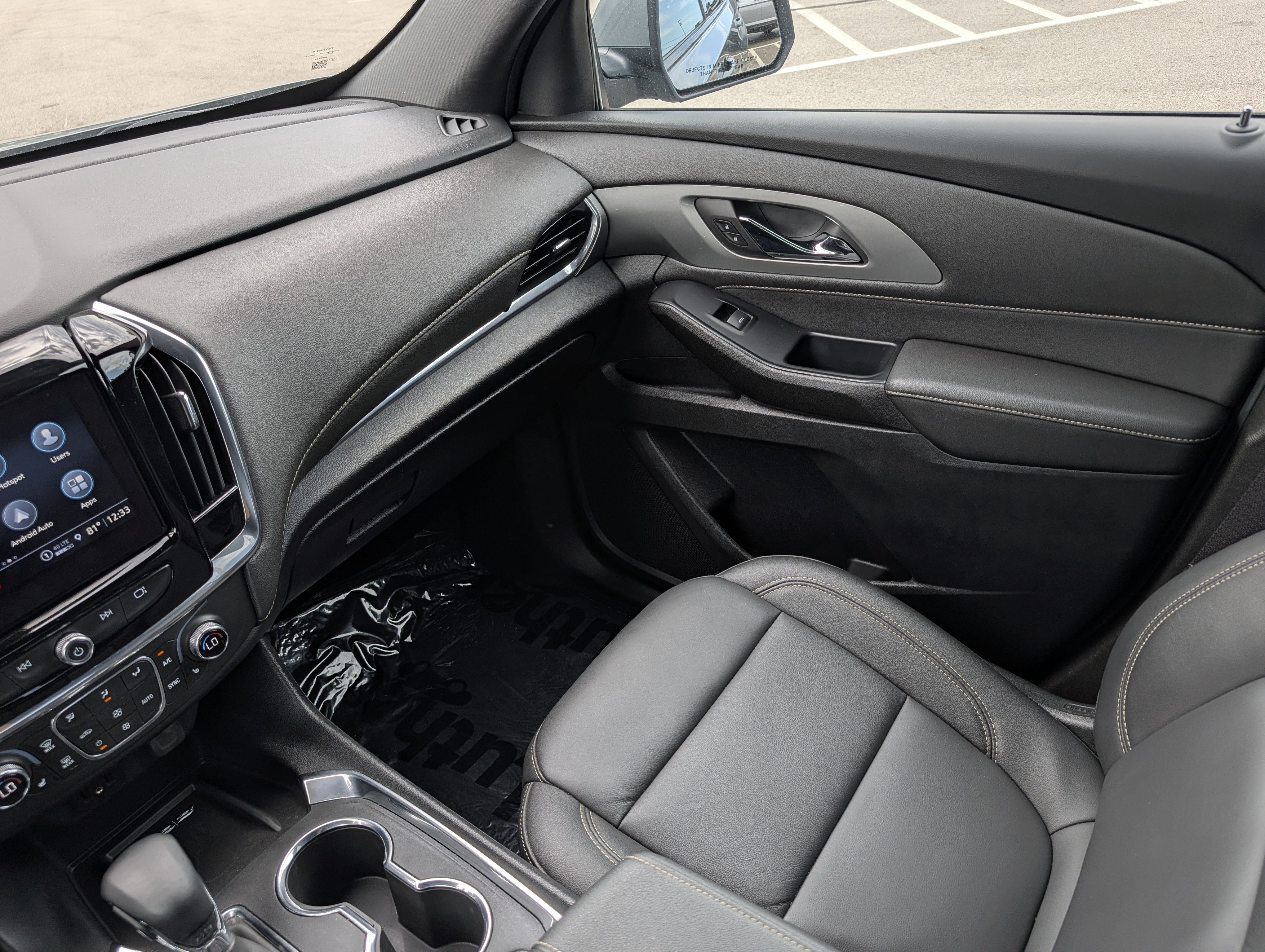 Used 2023 Chevrolet Traverse LT w/ Midnight/Sport Edition AWD/4WD image 14