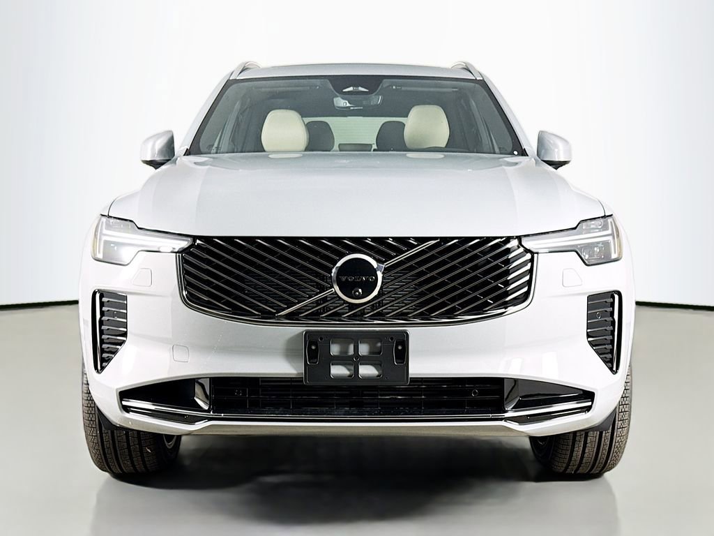 New 2026 Volvo XC90 T8 Plus w/ Protection Package Premier image 2