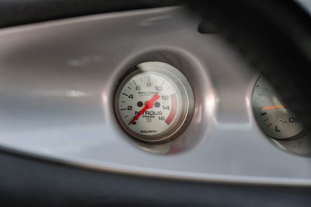 Used 2001 Chrysler Prowler RWD image 17