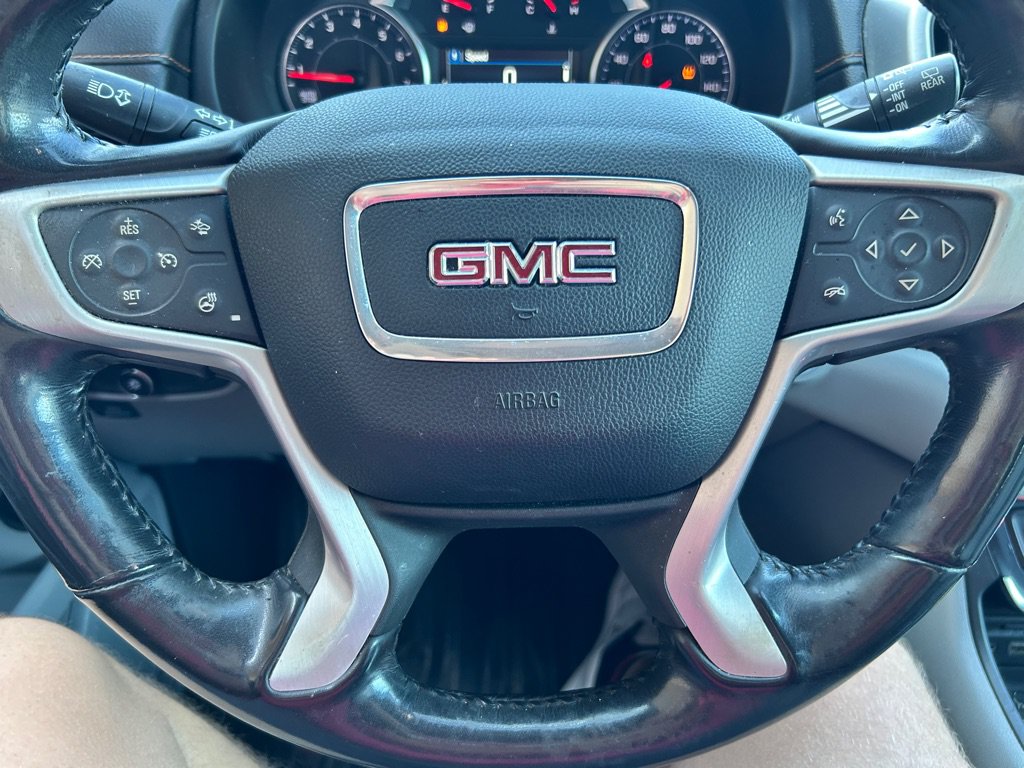 Used 2018 GMC Terrain SLT w/ Preferred Package FWD image 12