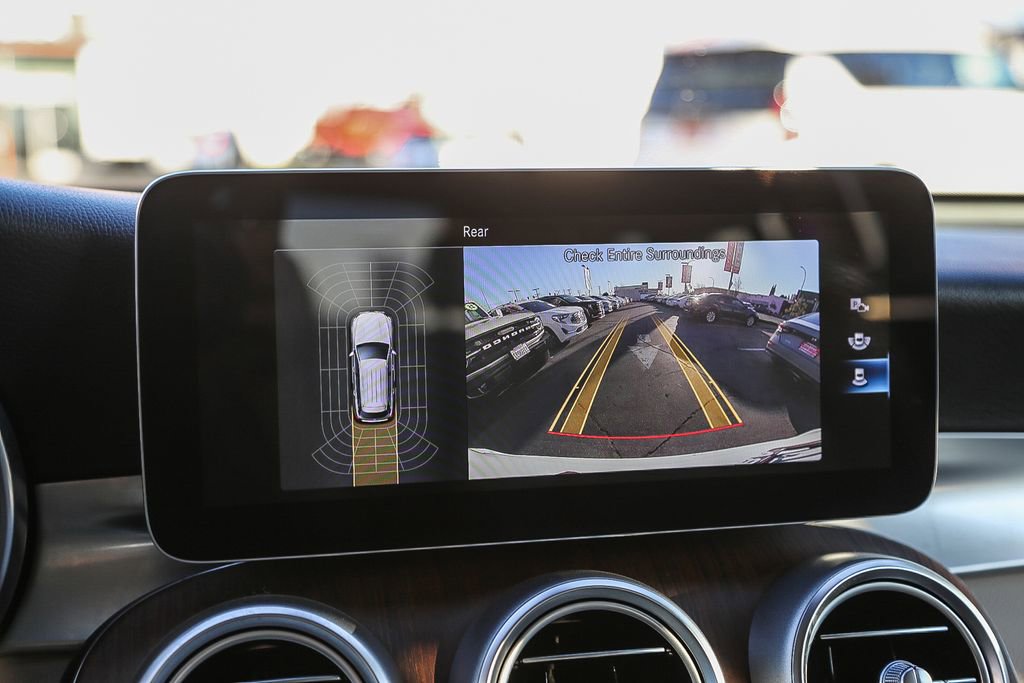 Used 2021 Mercedes-Benz GLC 300 4MATIC image 24