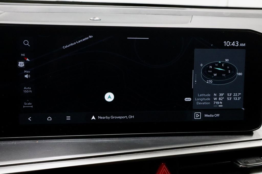 Used 2025 Kia Sorento S image 3