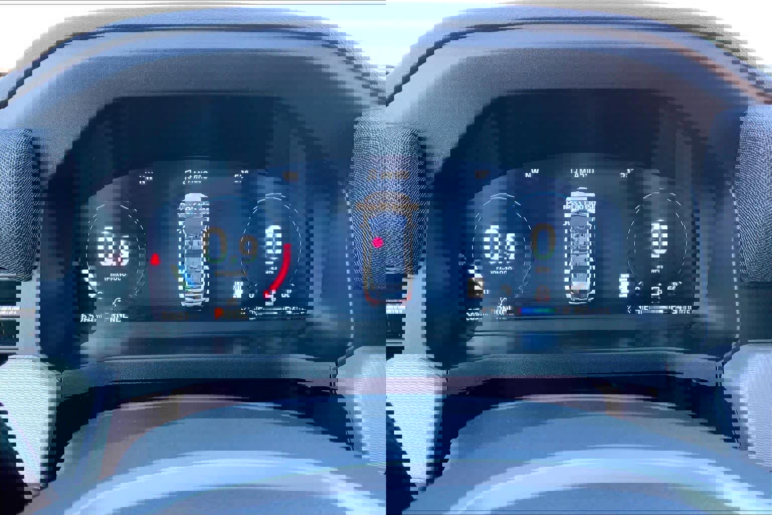 Certified 2025 Ford Explorer Active image 25