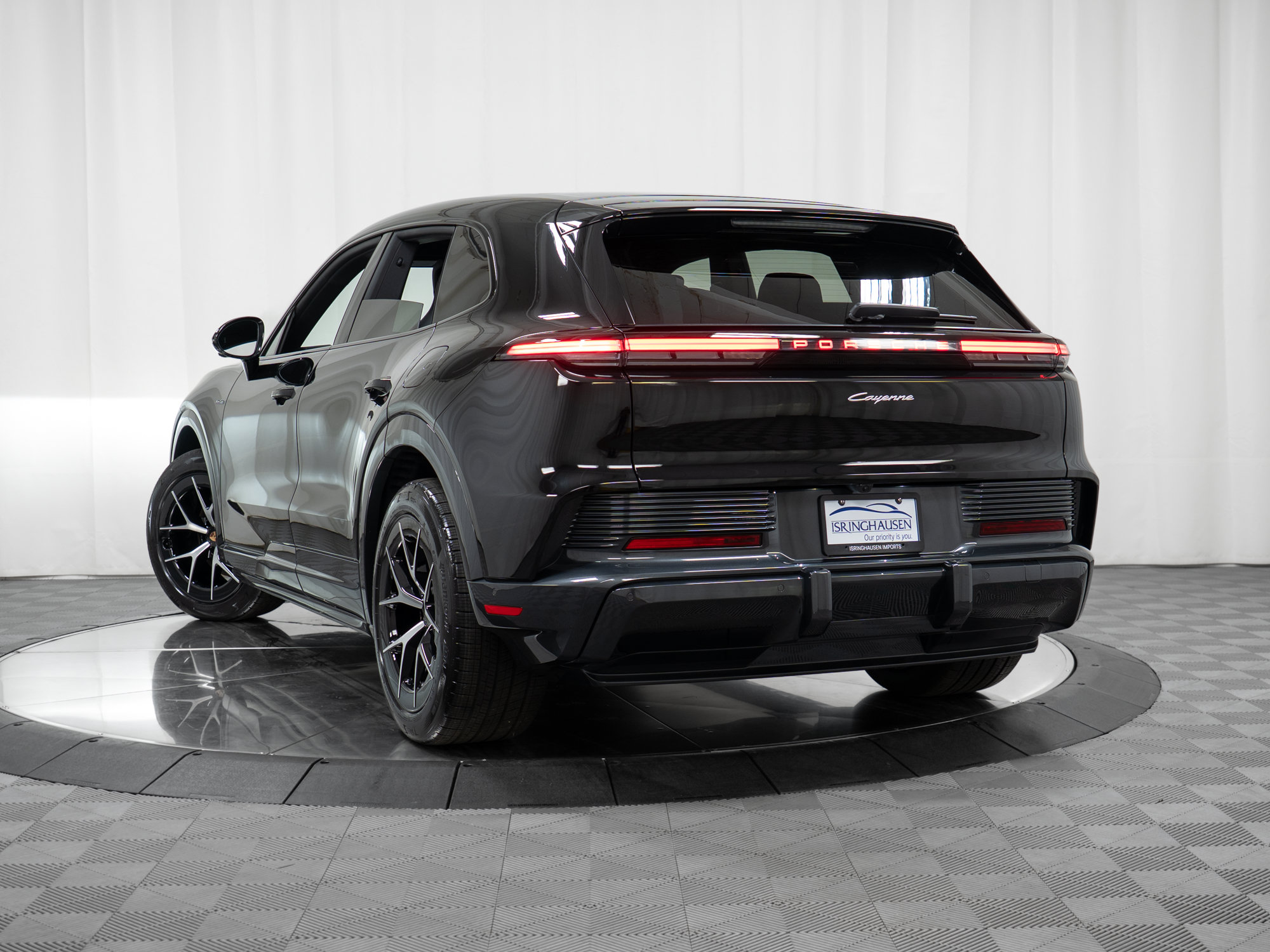 New 2026 Porsche Cayenne Electric AWD/4WD image 41