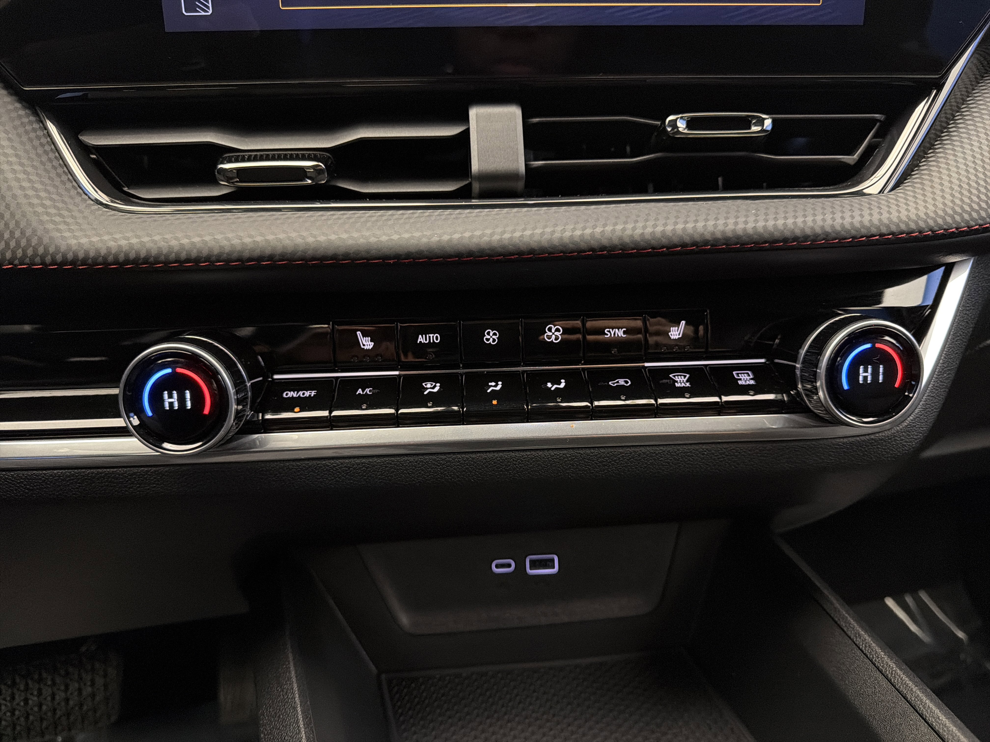 Used 2026 Chevrolet Equinox RS w/ LPO, Floor Liner Package image 21