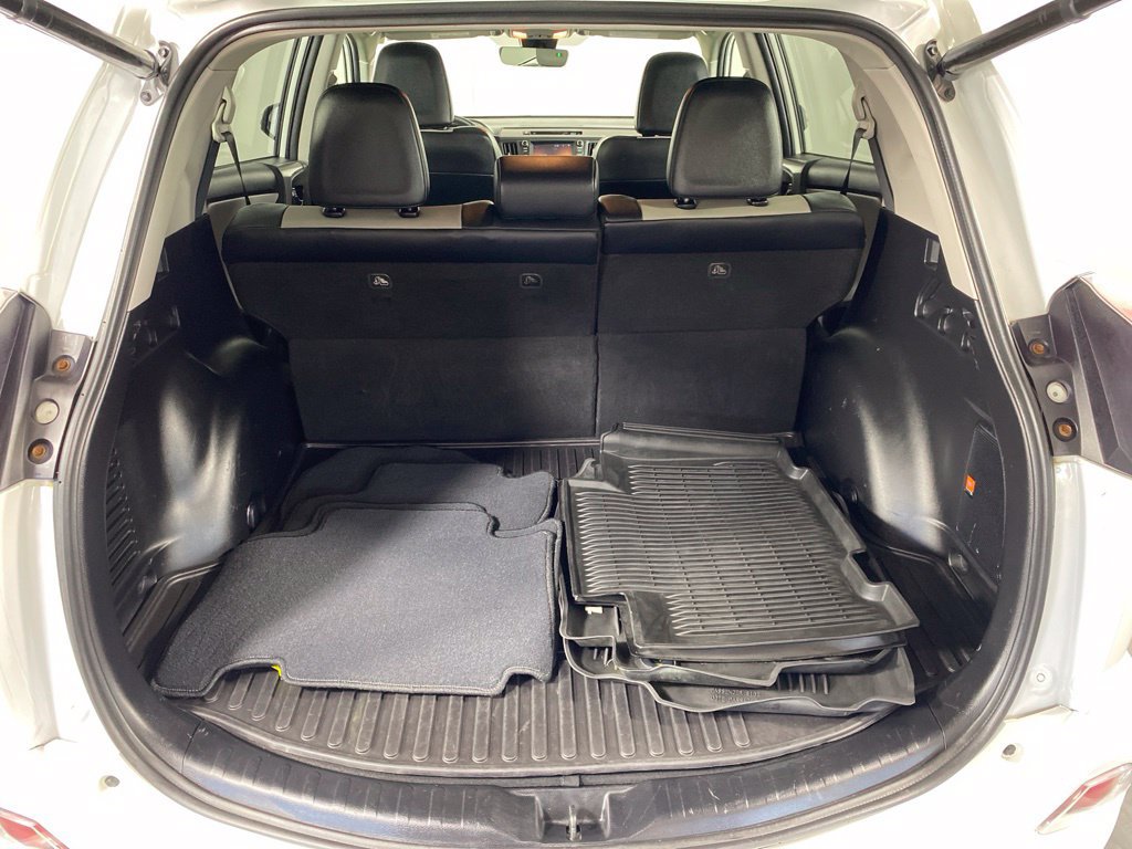 Used 2017 Toyota RAV4 Platinum w/ All Weather Liner Package AWD/4WD image 26