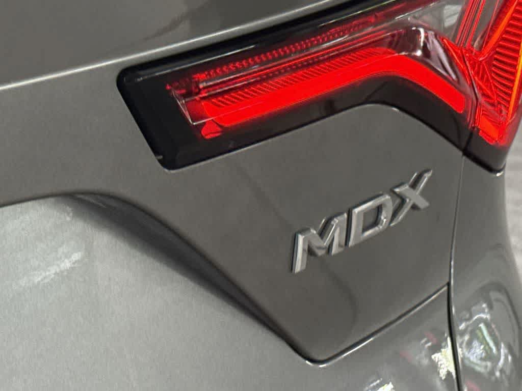 Used 2025 Acura MDX FWD w/ Technology Package image 10