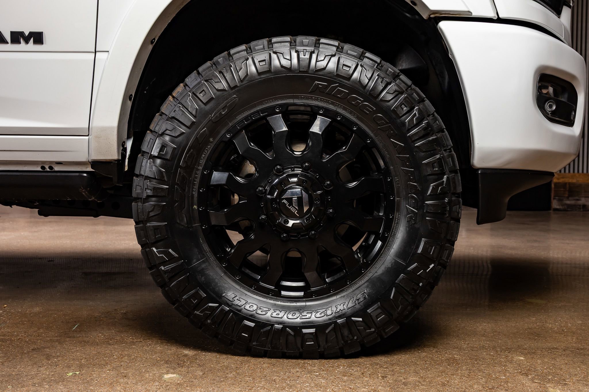 Used 2021 RAM 3500 Limited image 12