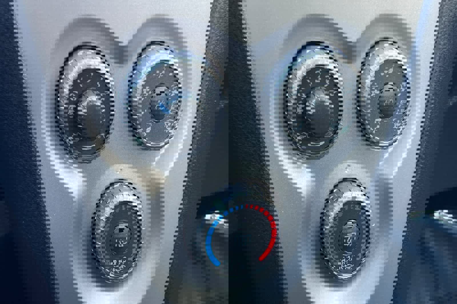 Used 2012 Toyota Yaris Sedan image 20