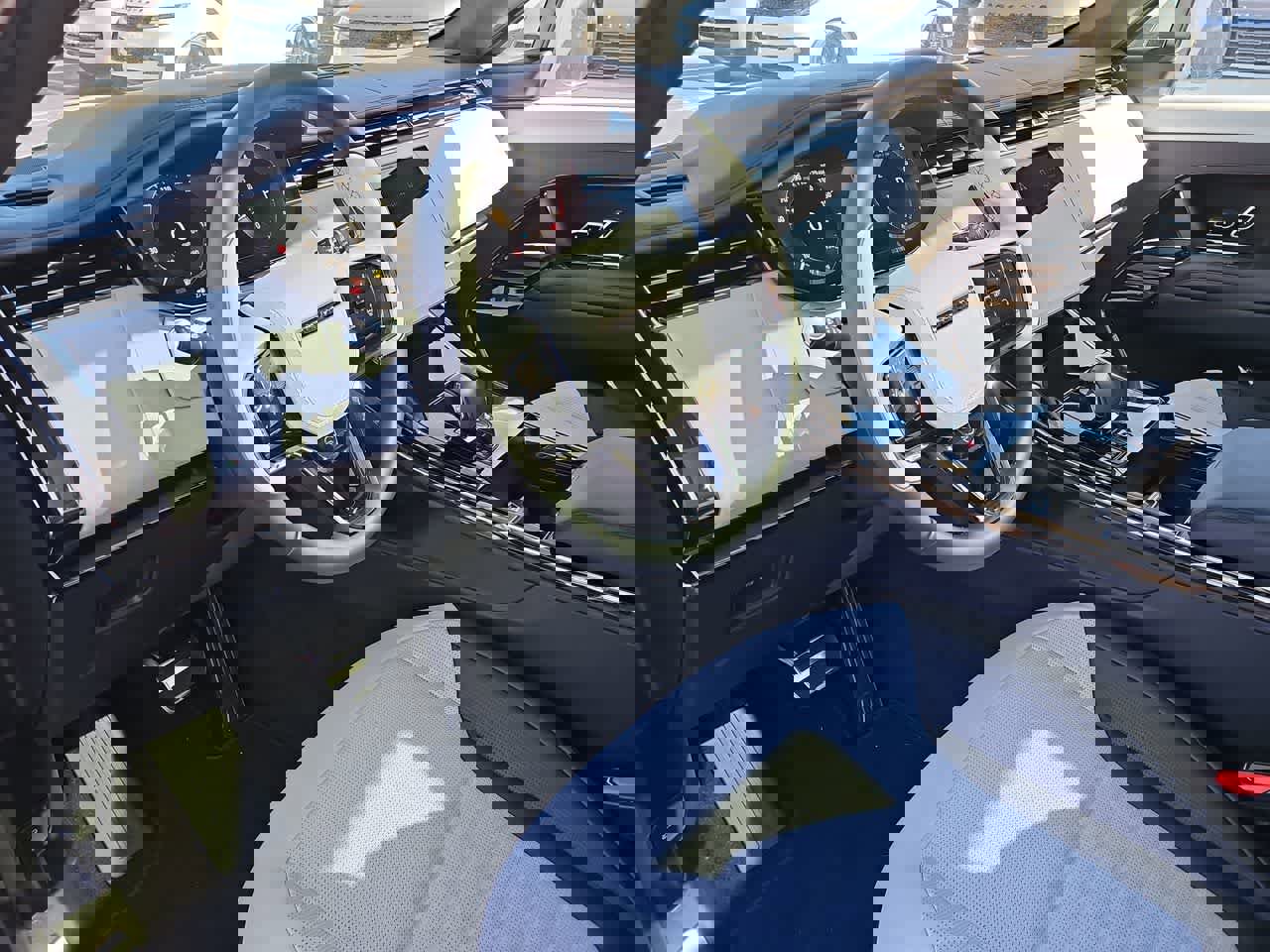 New 2025 Land Rover Range Rover Sport SV Edition Two image 10