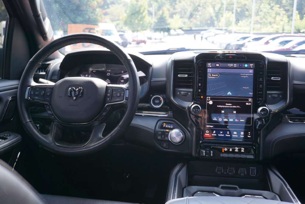 Used 2025 RAM 1500 Limited w/ Body Color Bumper Group AWD/4WD image 29