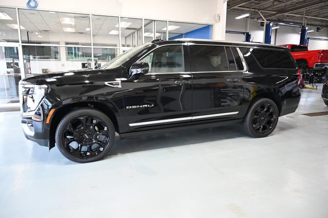 New 2026 GMC Yukon XL Denali w/ Denali Reserve Package AWD/4WD image 7