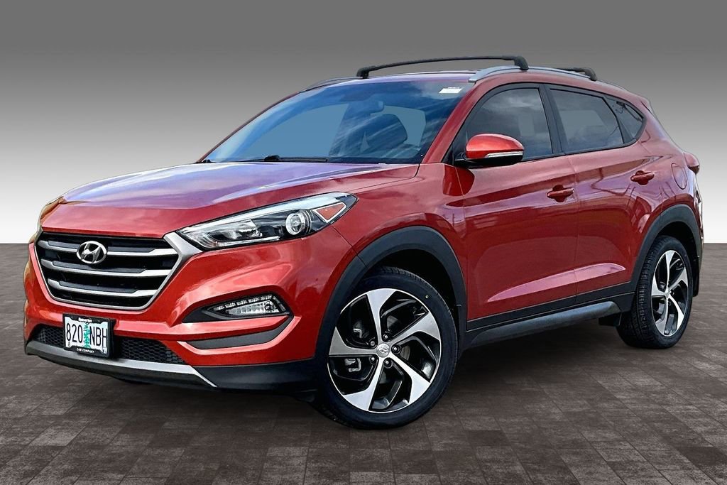 Used 2016 Hyundai Tucson Sport image 2