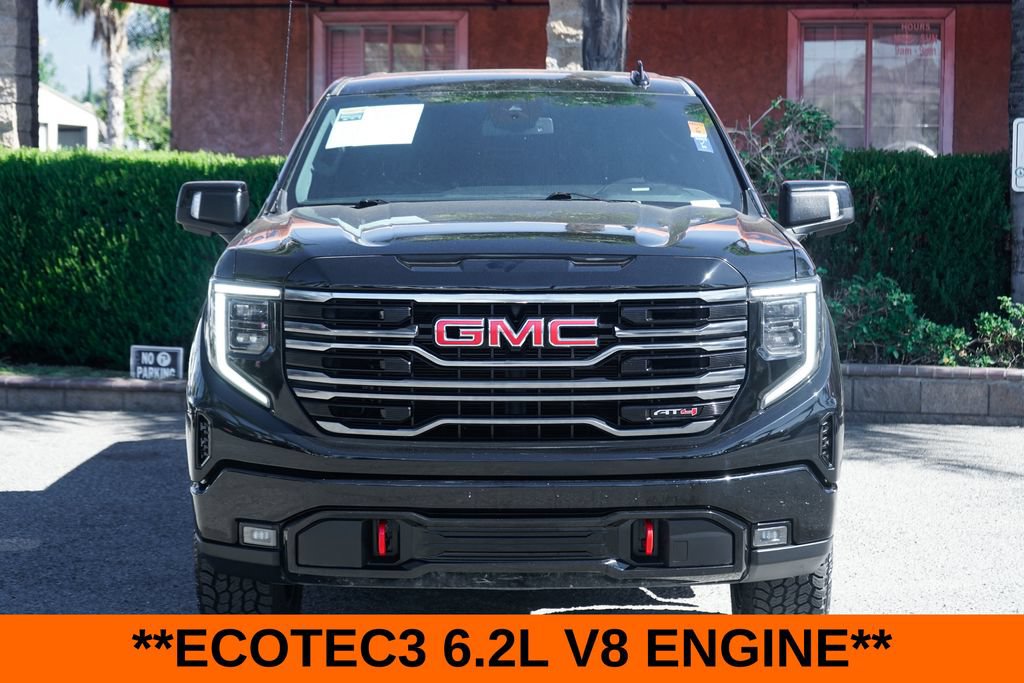 Used 2022 GMC Sierra 1500 AT4 w/ AT4 Preferred Package AWD/4WD image 3
